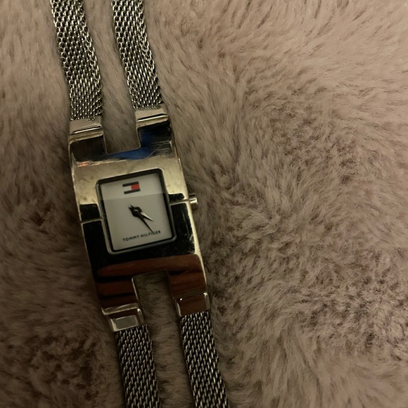 Tommy Hilfiger Watch - Picture 6 of 9